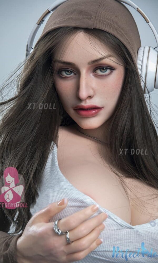 162cm Sexdoll Everleigh